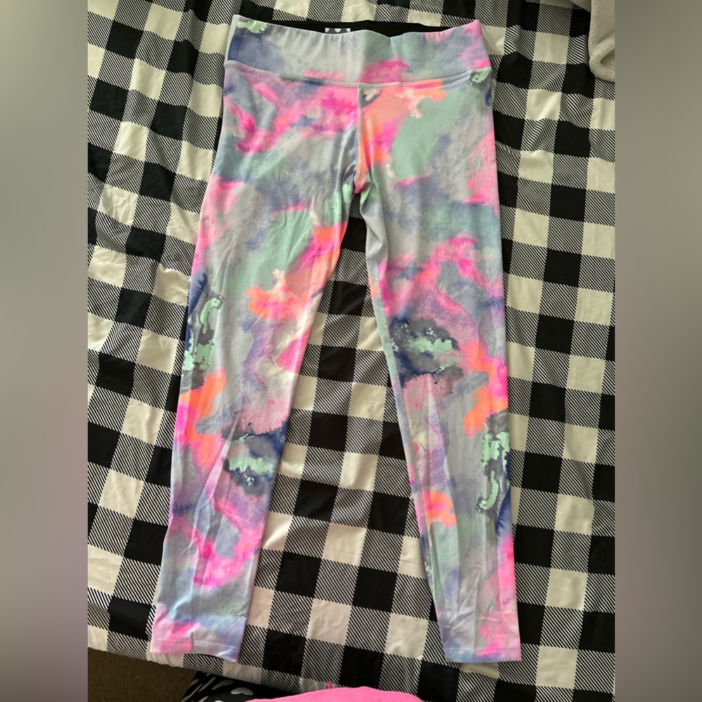 Victoria Secret Ultimate Pink Leggings Size Large